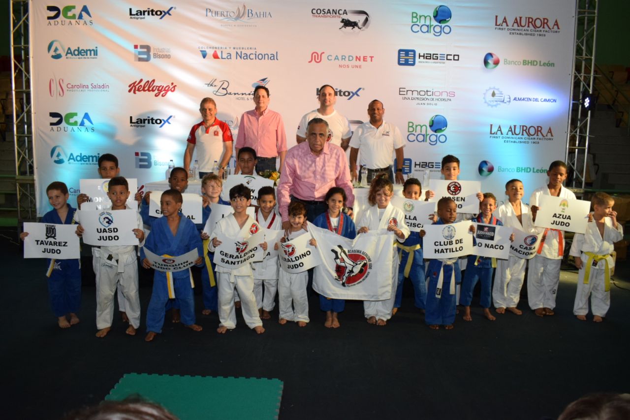 Infantiles sobresalen en Copa de clubes Geraldino Judo imagen