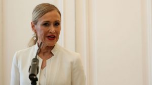 ESPAÑA: Presidenta  Madrid dimite tras video aparece robando cremas