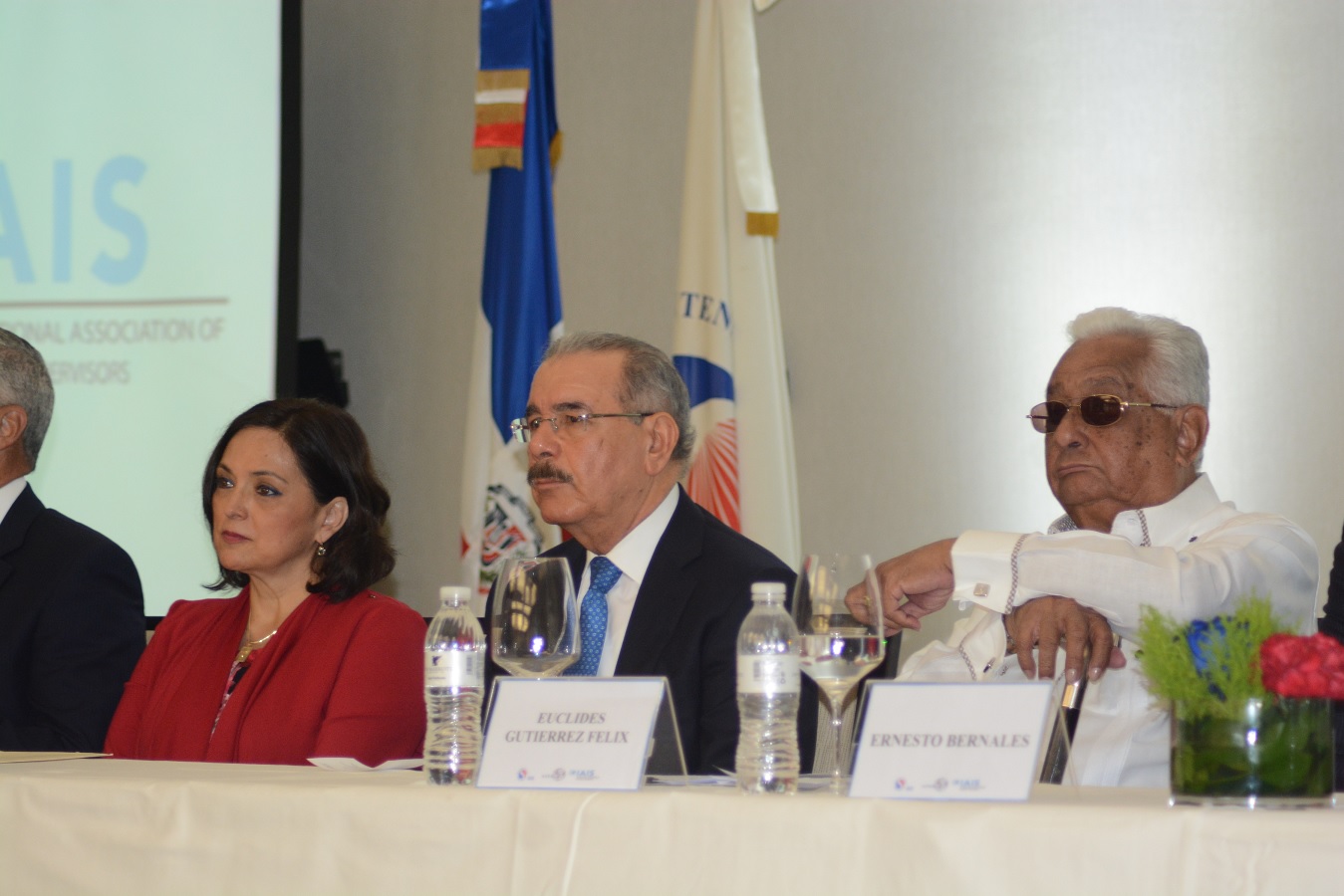 Danilo Medina encabeza apertura Asamblea Supervisores de Seguros imagen