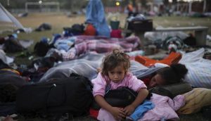 La caravana de migrantes que enoja a Trump se acerca a la frontera con EU