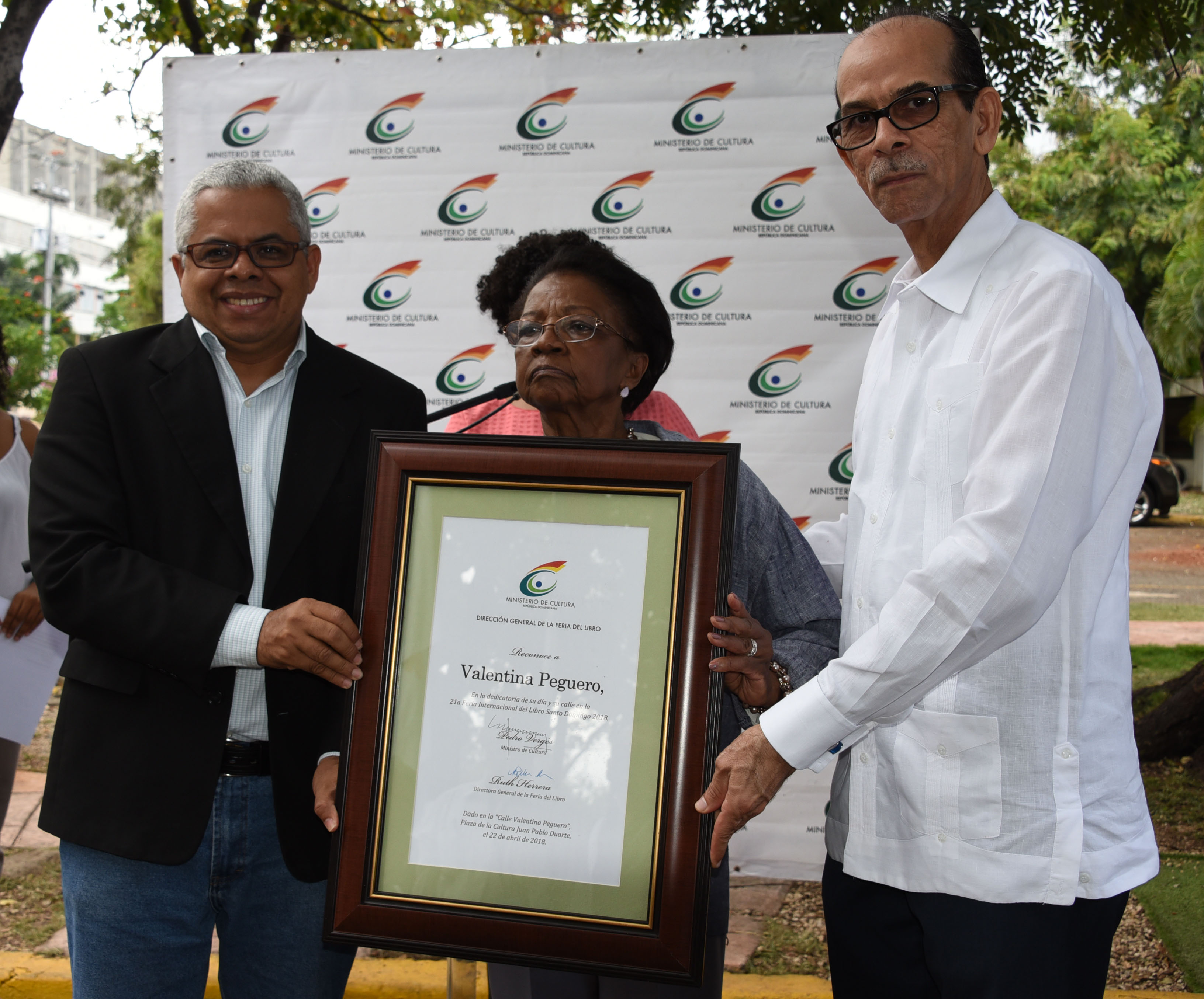 FILSD 2018 rinde homenaje a escritora Valentina Peguero imagen