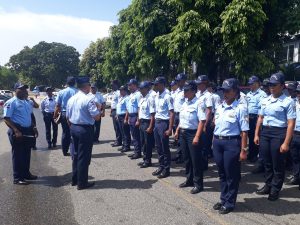 Más de 100 agentes PolicÃa Escolar brindan seguridad en FILSD 2018 Más de 100 agentes PolicÃa Escolar brindan seguridad en FILSD 2018
