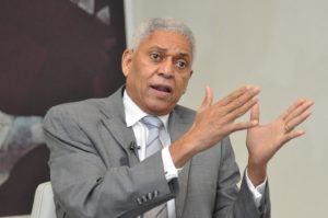 SAN CRISTOBAL: Valoran gestión alcalde Nelson Guillén