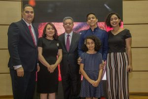 Máximo Jiménez recrea en libro la historia de la bachata