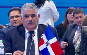 PERU: Canciller dice Gobierno RD combate corrupción y baja la pobreza PERU: Canciller dice Gobierno RD combate corrupción y baja la pobreza