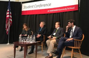 MASSACHUSETTS: Paliza dice altos costos impiden a jóvenes hagan política” MASSACHUSETTS: Paliza dice altos costos impiden a jóvenes hagan política”