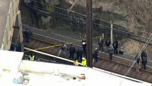NUEVA JERSEY: Hallan cadáver de infante cerca de las vías del tren NUEVA JERSEY: Hallan cadáver de infante cerca de las vías del tren