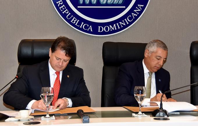RD suscribe préstamo por US$249.6 millones para presa Monte Grande imagen