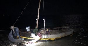 MIAMI: Un grupo de 12 inmigrantes cubanos llega a los Cayos de Florida