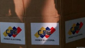 Rival de Maduro busca reavivar campaña electoral en Venezuela