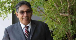 Dedican Aquiles Julián segundo dÃa Feria Internacional Libro Dedican Aquiles Julián segundo dÃa Feria Internacional Libro