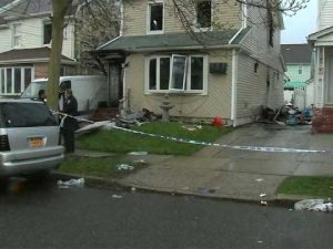 Incendio deja 3 muertos