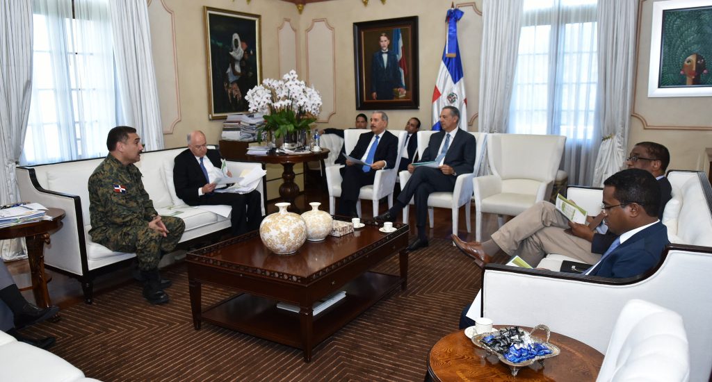 Medina pasa revista a los avances de proyectos de desarrollo agroforestal imagen
