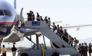 EEUU: Supremo limita deportar inmigrantes con antecedentes