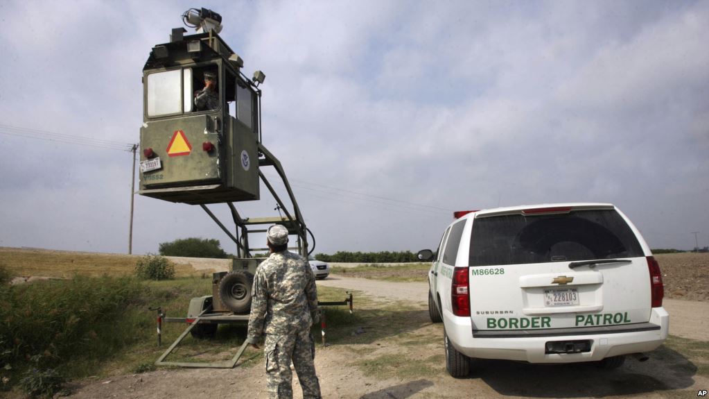 Texas envía 250 soldados de la Guardia Nacional a frontera con México imagen