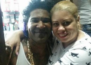 Aspirante a concejal pide liberen a Omega y demuelan La Victoria