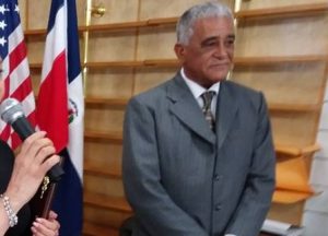 Escritor dominicano pone en circulación libro sobre Cotuí