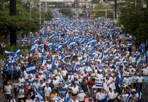 NICARAGUA: Decenas de miles piden renuncia Daniel Ortega NICARAGUA: Decenas de miles piden renuncia Daniel Ortega