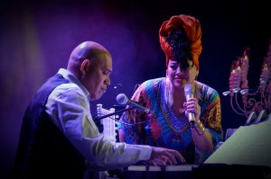 “Los lunes de Amaury” con Diomary La Mala en el bar del TN