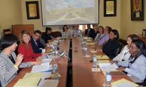 Representantes RD y China se reúnen con padres de estudiantes becados