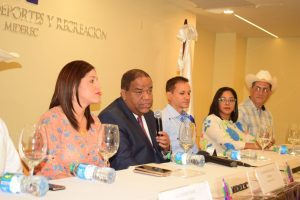 Cabalgata Mariposas este sábado en Salcedo Cabalgata Mariposas este sábado en Salcedo