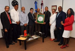 SAMANA: Alacaldía reconoce presidente del TC Milton Ray Guevara