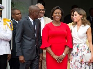 HAITI: Reina Letizia cierra su visita  y emprende viaje de vuelta a Madrid