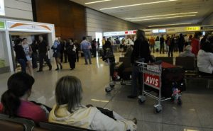 URUGUAY revisará caso de menores dominicanos rechazados por Inmigración URUGUAY revisará caso de menores dominicanos rechazados por Inmigración