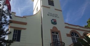 SAN CRISTOBAL: Acusan regidora PRD de operar bancas ilegales