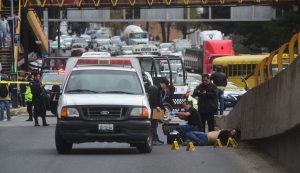 MEXICO: Encuentran nueve muertos dentro camioneta
