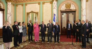 Presidente Danilo Medina juramenta a los funcionarios recién designados