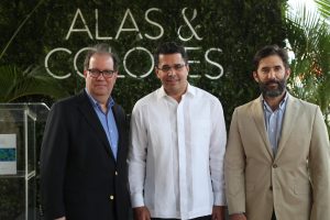 INICIA inaugura exposición fotográfica «Alas y Colores»