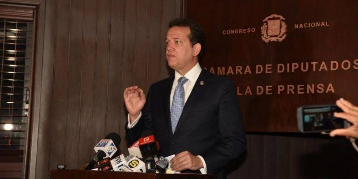 Diputado somete dos reformas al proyecto de Ley de Partidos imagen