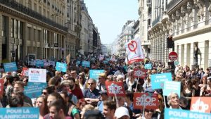 FRANCIA: Marcha multitudinaria contra las reformas de Macron