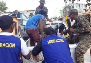 Migración detiene a más de 13 mil ilegales, en su mayoría haitianos