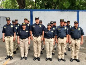 Eddy Herrera se convierte en policía por un día