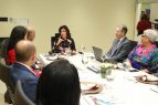 Vicepresidenta entrega medalla “Bien por Ti” a médico destacado