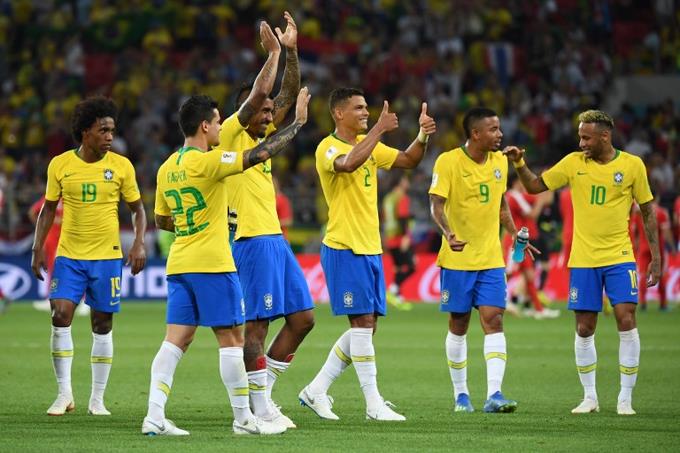 Brasil derrota Serbia y es líder grupo Mundial de Fútbol imagen