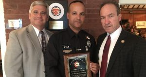 RHODE ISLAND: Reconocen policía dominicano salvó embarazada RHODE ISLAND: Reconocen policía dominicano salvó embarazada