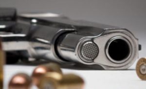 LA VEGA: Niño de ocho años muere mientras manipulaba revolver LA VEGA: Niño de ocho años muere mientras manipulaba revolver