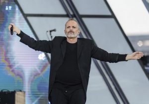Gobierno español acusa a Miguel Bosé de evasión