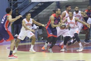 Reales vencen Cañeros en partido intercircuitos LNB Reales vencen Cañeros en partido intercircuitos LNB