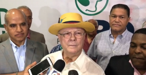 Hipólito Mejía dice en un mes saldrá a buscar candidatura presidencial