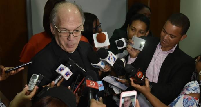 Obispo Masalles considera PLD se ha convertido en «olla de grillos” imagen