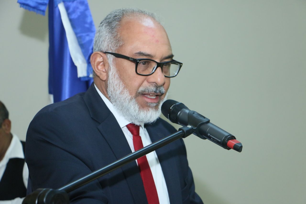 Persio Maldonado cuestiona los políticos rehúyan discutir reelección imagen