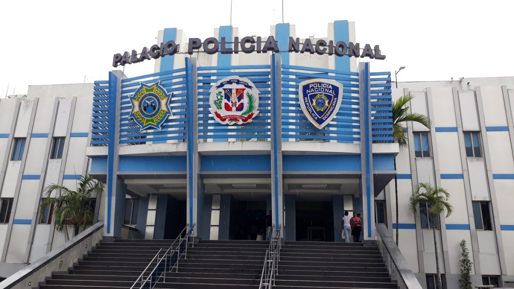 Policía realiza 2,232 operativos contra el tráfico de drogas en la RD imagen