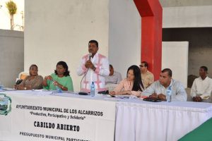 LOS ALCARRIZOS: Alcalde anuncia inversión RD$29 millones en barrios