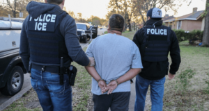 Inmigración acusa a NY de liberar a cientos de peligrosos criminales