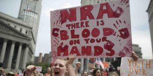 NUEVA YORK: Miles marchan en repudio a la violencia por armas
