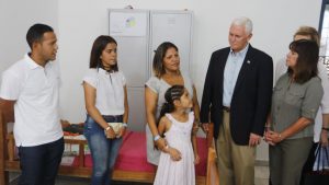 BRASIL: Vicepresidente Pence dice venezolanos huyen para sobrevivir